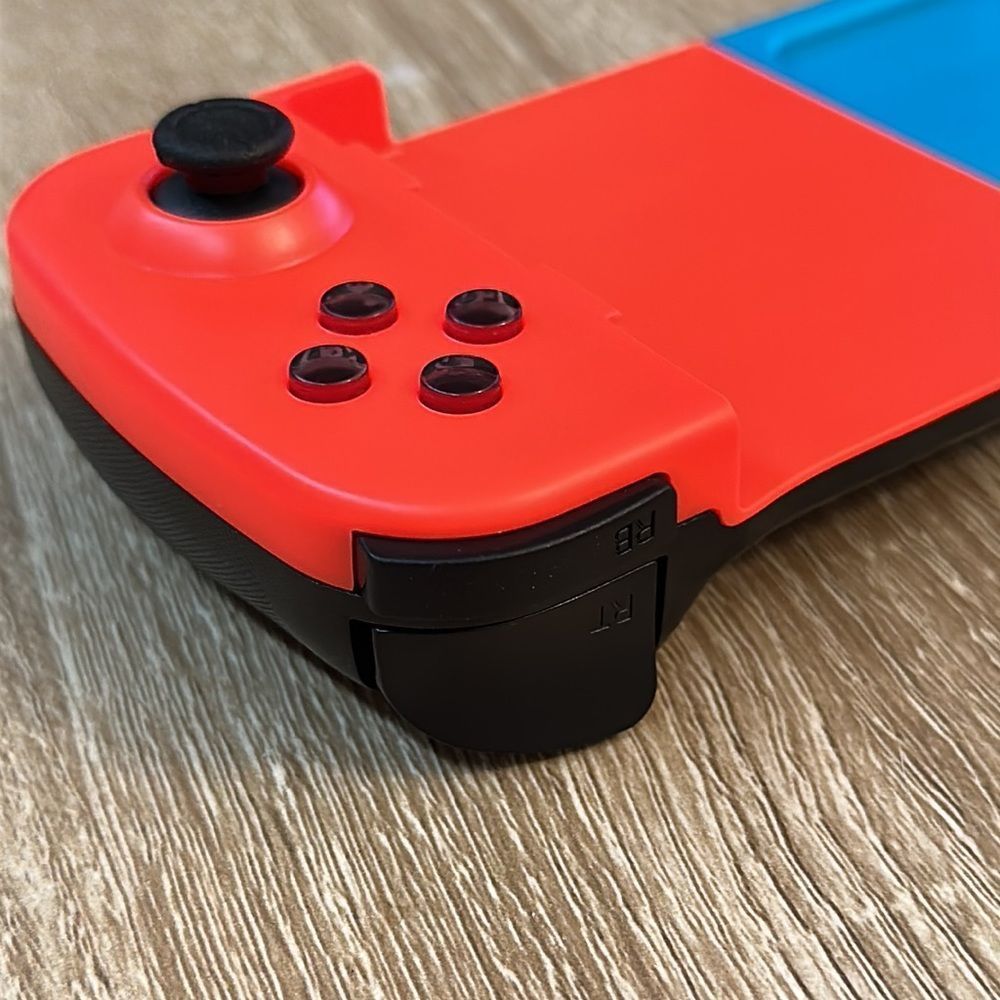 iOS/Android Bluetooth Controller for Smartphones, PS4/5 Remote Play, Emulators - Picture 10 of 13